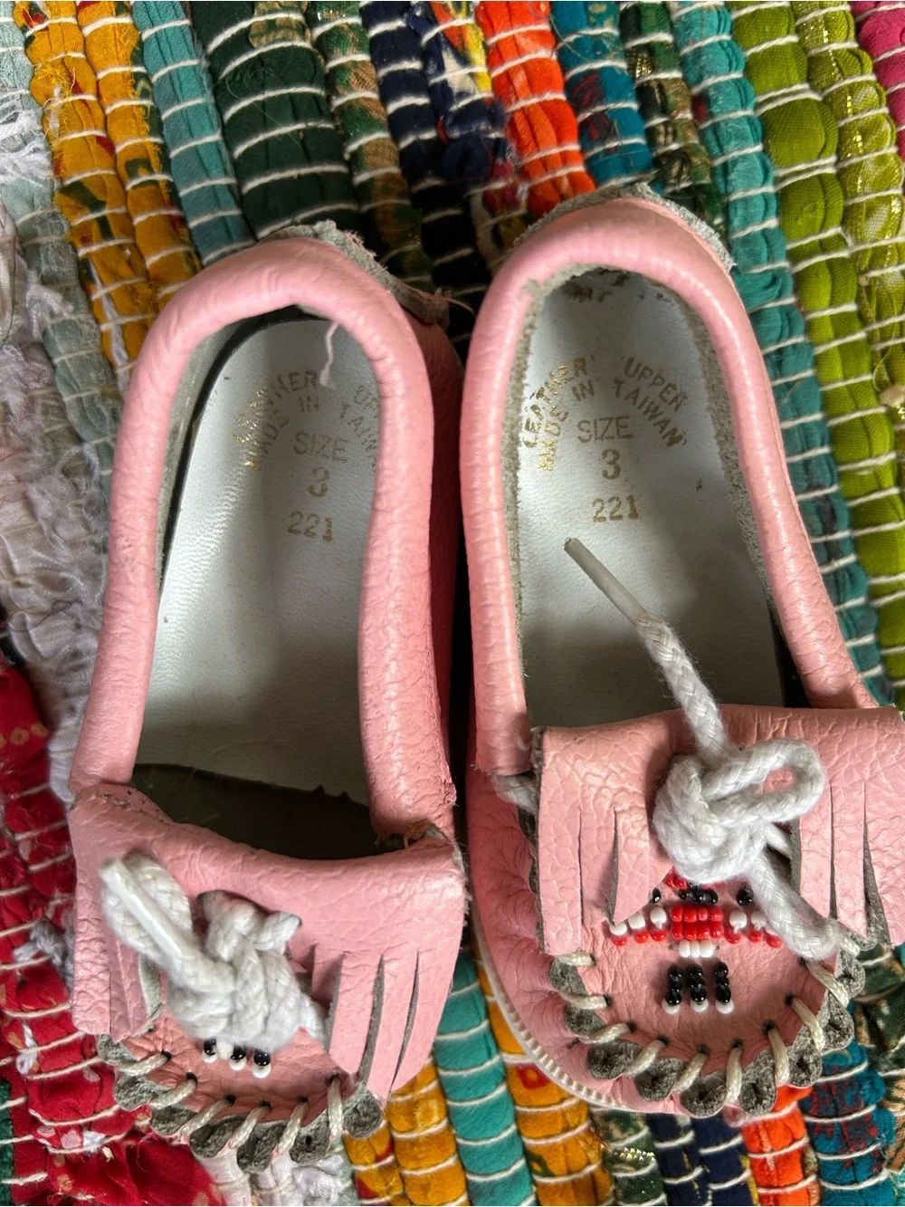 Vintage Infant Pink Beaded Moccasin Slip-On Shoes Toddler 3